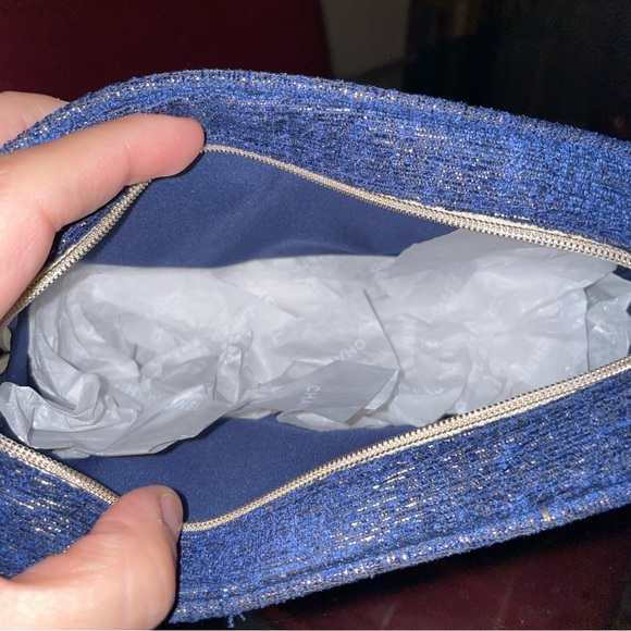 CHANEL HOLIDAY POUCH ONLY 2023 - Picture 2 of 4